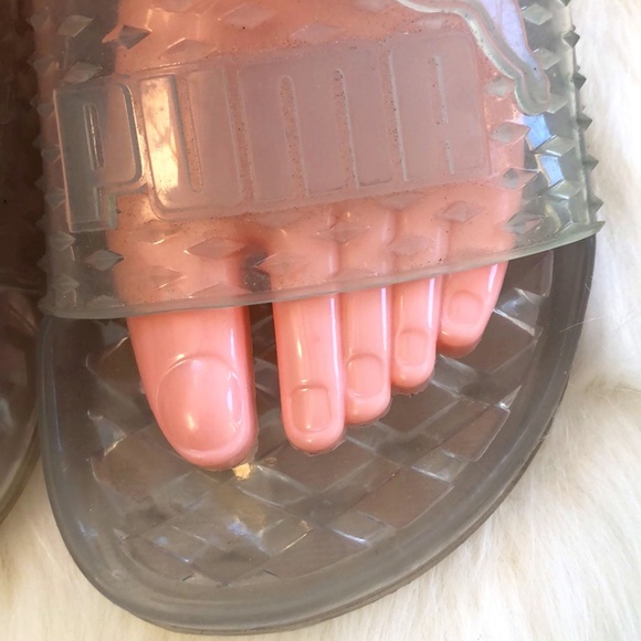 Puma FENTY Ladies Clear Jelly Slides Size 6.5 - Picture 5 of 9
